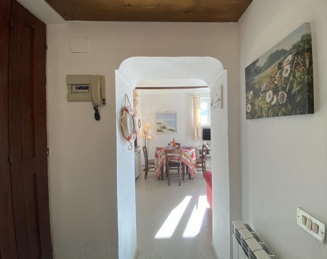 ספרלונגה Holidaycasa Mike - Con Terrazzo Vista Mare מראה חיצוני תמונה
