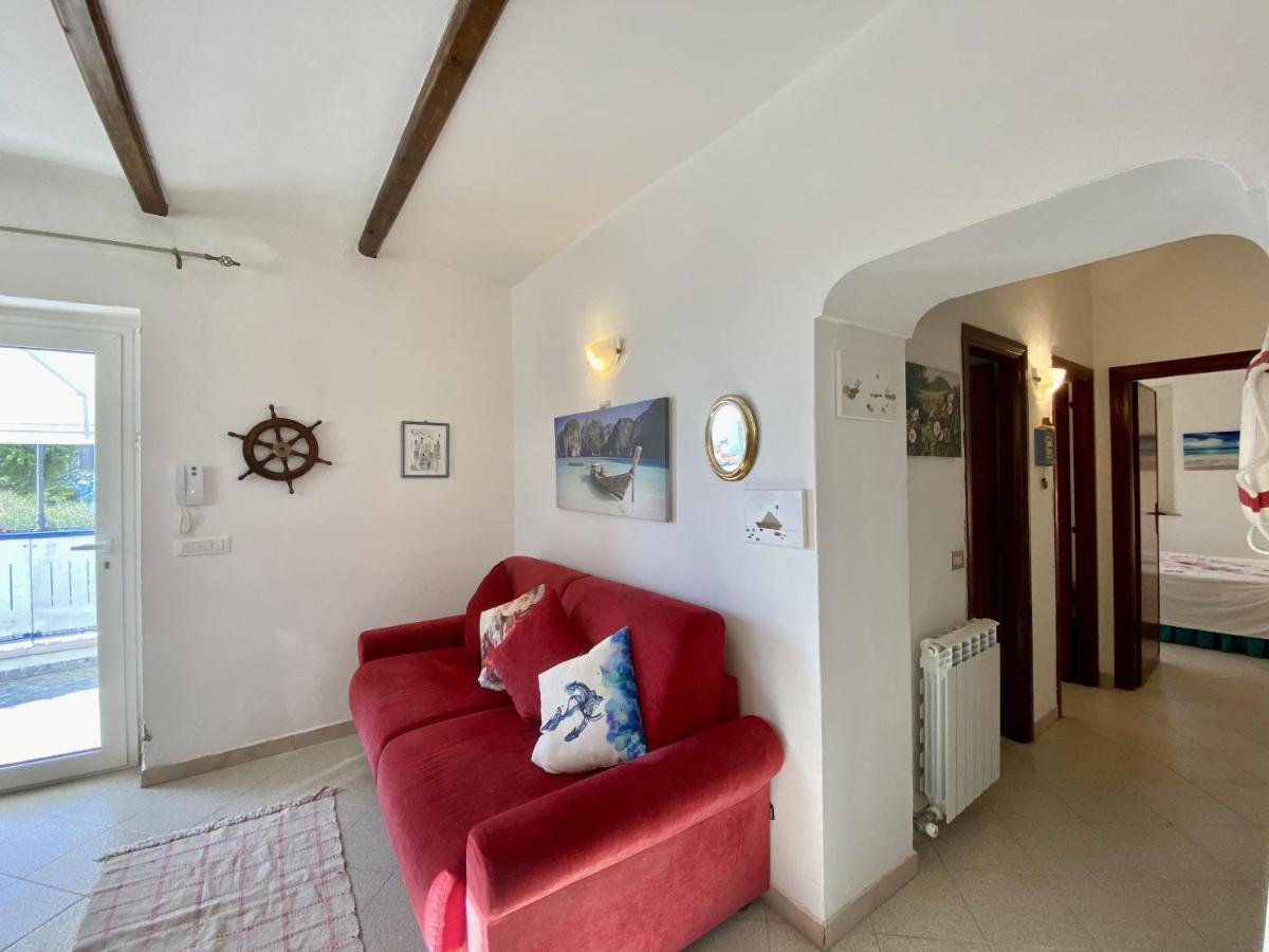 ספרלונגה Holidaycasa Mike - Con Terrazzo Vista Mare מראה חיצוני תמונה