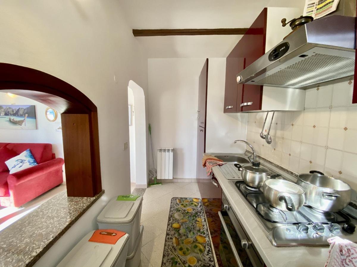 ספרלונגה Holidaycasa Mike - Con Terrazzo Vista Mare מראה חיצוני תמונה